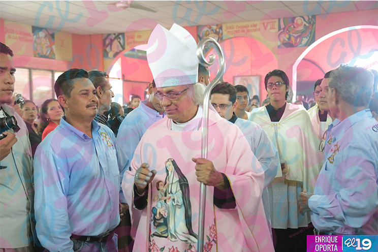 Cardenal Brenes celebra misa en honor a Santa Rosa de Lima