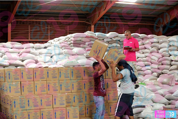 Gobierno envía primer cargamento de alimentos a municipios del Corredor Seco