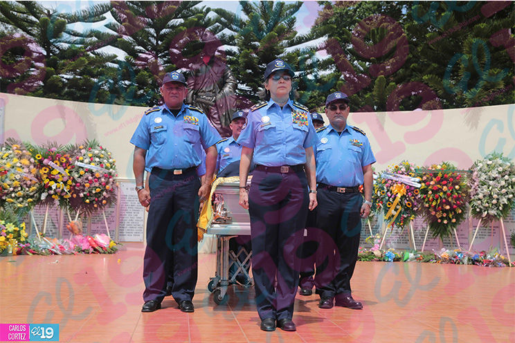 Policía Nacional rinde homenaje póstumo al Suboficial Alexander Cruz Muñoz