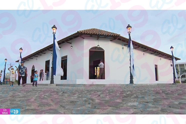 Familias visitan Casas-Museo de Sandino, Blanca Aráuz y Rubén Darío en el Paseo Xolotlán