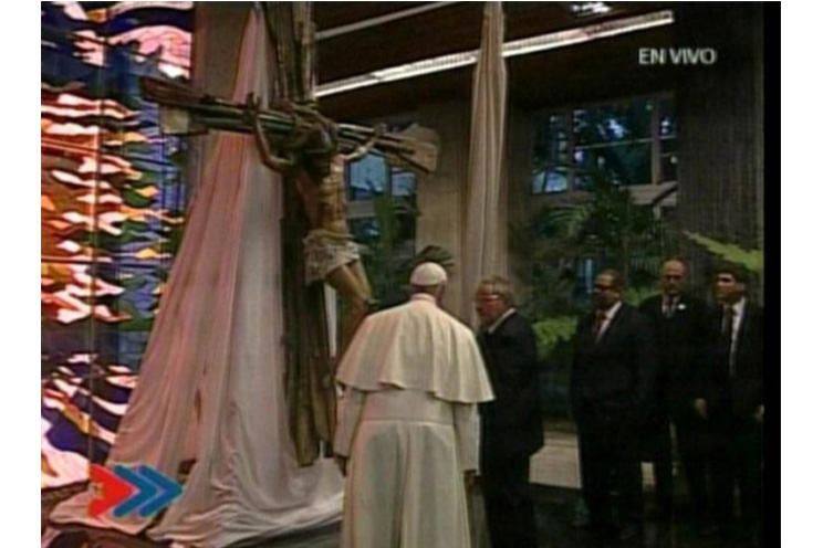 Papa Francisco realiza visita de cortesía al Comandante Raúl Castro (FOTOS, VIDEO)