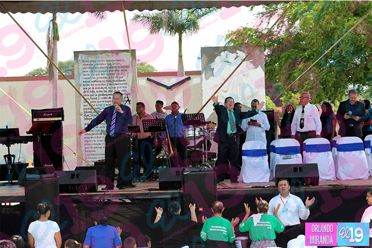 Nicaragua celebra 446 aniversario de la traducción de la Santa Biblia
