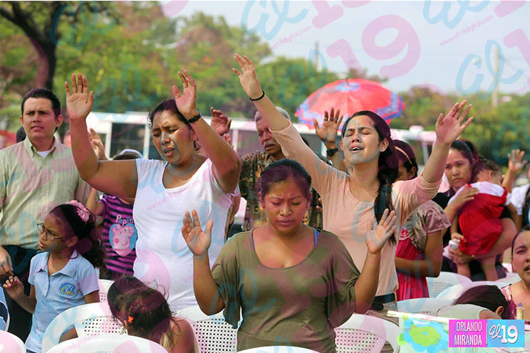 Nicaragua celebra 446 aniversario de la traducción de la Santa Biblia
