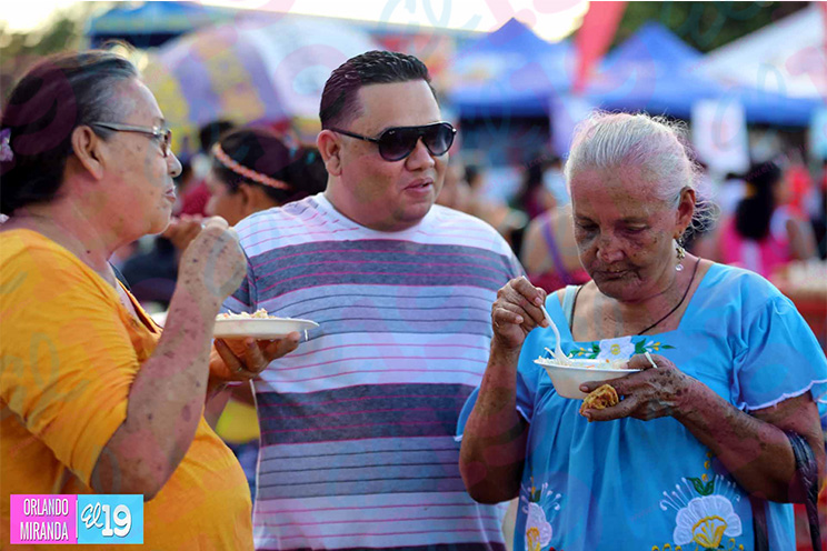 Miles disfrutan del Vigorón más grande del mundo