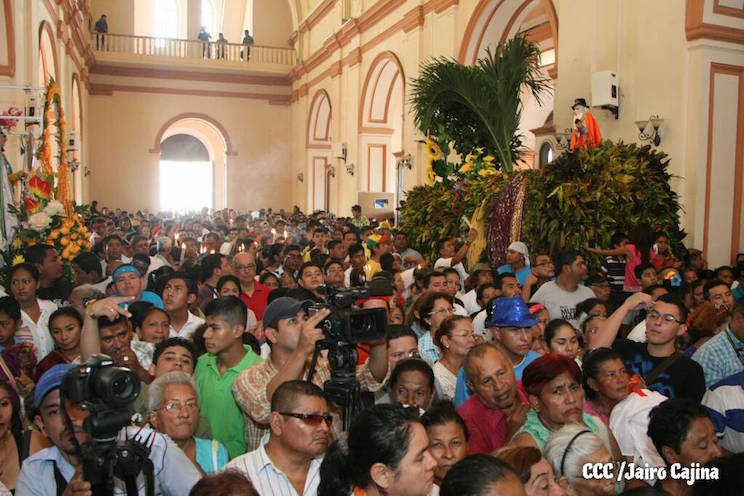 Desborde de fe, devoción y cultura para celebrar a Tata Chombo