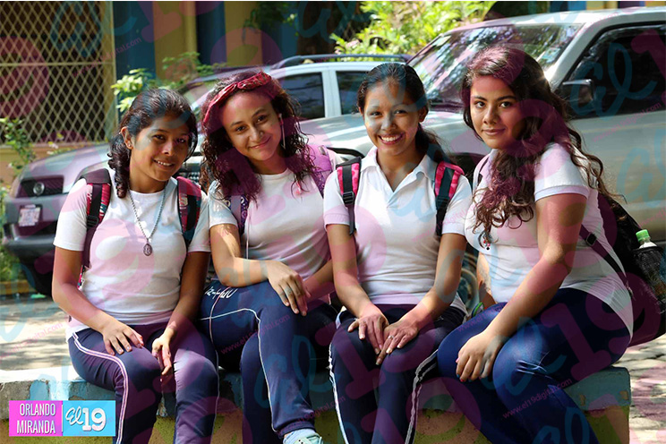 Comunidad estudiantil valora de positiva campaña de valores y solidaridad