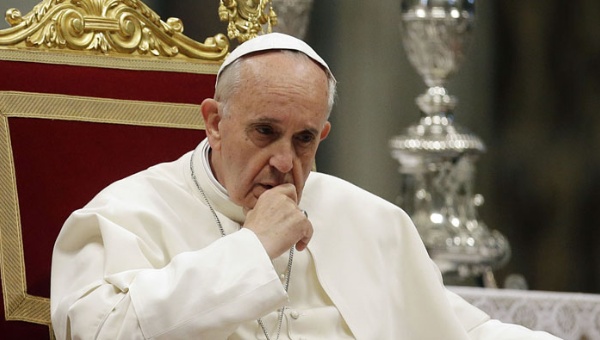 El hambre alcanza dimensiones de escándalo, lamenta papa Francisco	