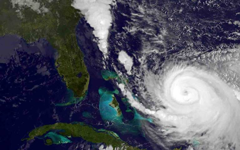 Huracán Joaquín se aleja de Bahamas y sigue su rumbo al noreste del Atlántico