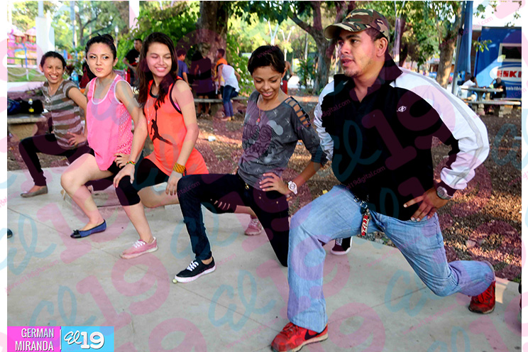 Visitantes del Parque Luis Alfonso ya cuentan con un instructor de rutinas físicas