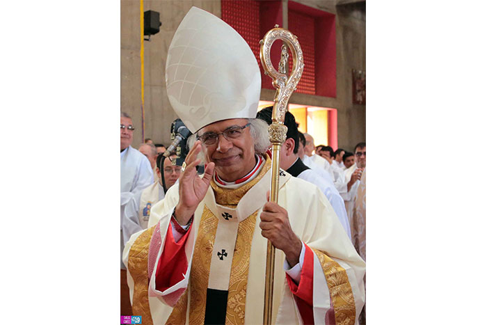Cardenal Brenes insta a las familias a mantener lazos de unidad y amor