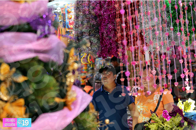 La Navidad llega al Mercado Oriental