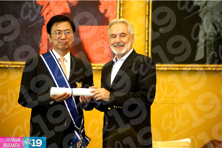 Cancillería de Nicaragua impone Orden José de Marcoleta a Embajador de la República de Corea