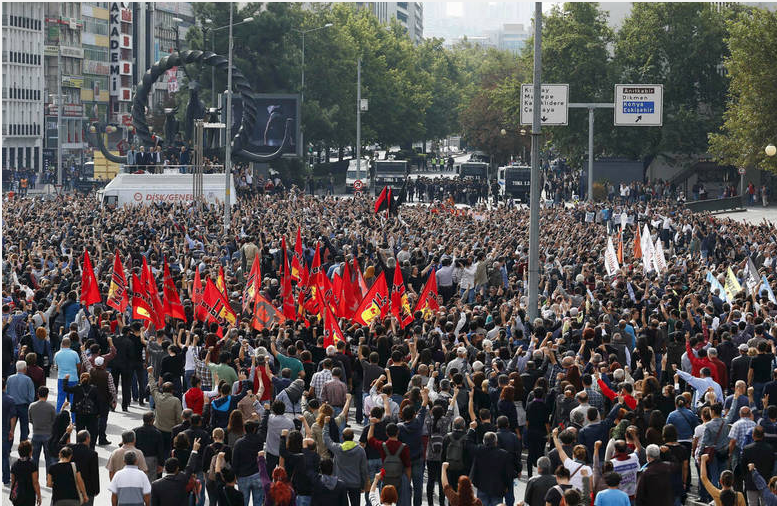 Turquía homenajea a las víctimas del atentado de Ankara