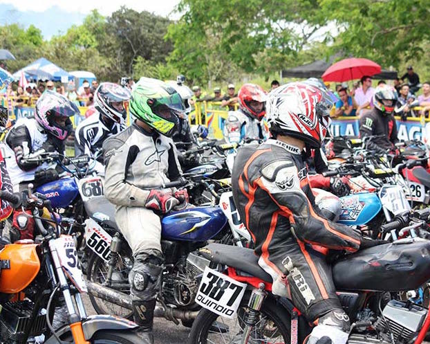 Realizan segunda etapa del campeonato de moto velocidad en Los Brasiles