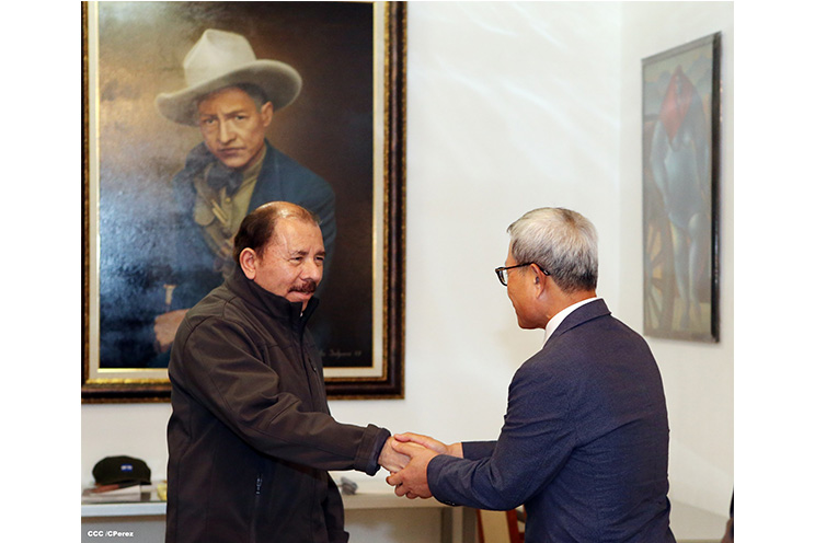 Presidente Daniel se reúne con el presidente del grupo empresarial coreano Sae-A Tecnotex S.A.