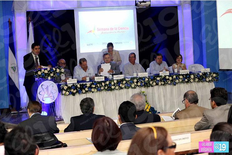Inauguran Semana Nacional de la Ciencia 2015