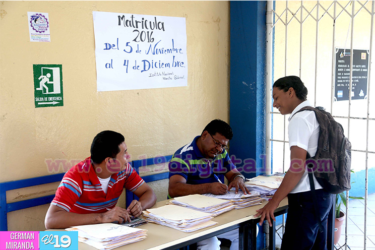 Inicia periodo de matrículas para los estudiantes de secundaria