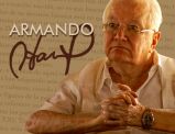 Compañero Armando Hart saluda al Comandante Daniel por triunfo sandinista
