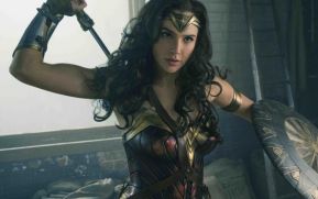 Gal Gadot quiere que le aumenten su salario