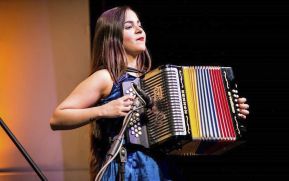María Silena Ovalle, la acordeonera de Shakira, de visita en Nicaragua