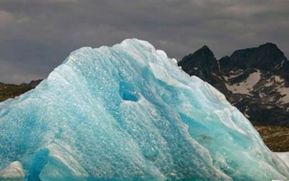 NASA divulga imagen de iceberg gigante en el Antártico