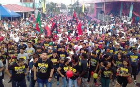 Familias protagonizan cierres de campaña en el Caribe Sur