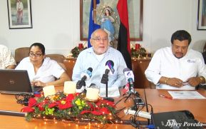 Alimentos mantienen sus precios en los mercados