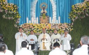 Cardenal Leopoldo Brenes participa en celebraciones de la Virgen de Monserrat