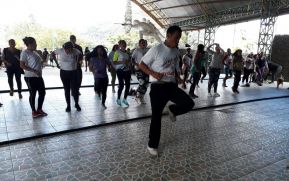 Movimiento Alexis Argüello realiza zumbatón celebrando el día internacional de la mujer