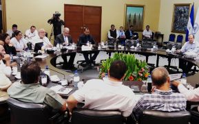 Gobierno se reúne con sector arrocero
