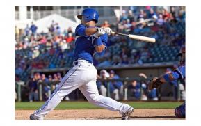 Cheslor Cuthber demuestra con su bate que tiene para estar en la lineación de Kansas City