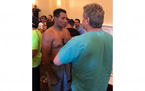 Ricardo Mayorga sube a la báscula con 5 libras de sobrepeso