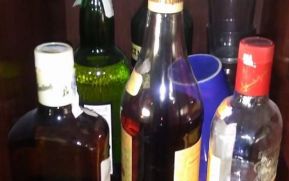 Al menos 68 muertos de entre 14 y 51 años en Indonesia por la ingesta de alcohol adulterado