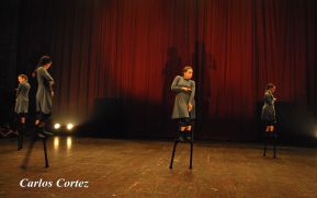 Compañía Teatral Maduixa deleita al público nicaragüense con su obra Mulier