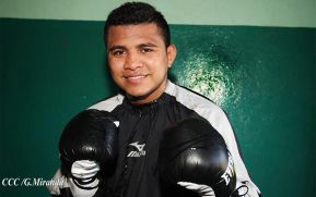 Apoderado de Chocolatito da ultimátum a promotores del mexicano “Canelo” Álvarez