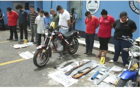 Presentan a terroristas y armamento utilizado para cometer crímenes en el país