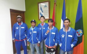 Equipo Frente Sur de Boxeo recibe uniformes para la V edición de la Copa Alexis Argüello