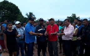 Gobierno Sandinista lleva energía eléctrica a la comunidad de Kururia en territorio Indigena de Wangki Twi