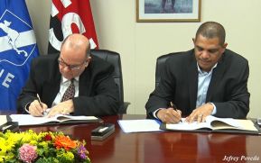 Nicaragua firma con BCIE crédito para modernizar y mejorar capacidad de Puerto Corinto
