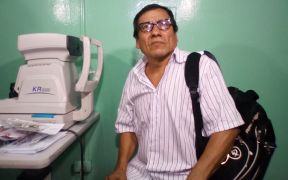 Jueves de entrega de lentes en Centro Nacional de Oftalmología
