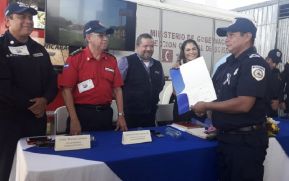 Nicaragua es el cuarto país de Centroamérica con certificación de bomberos aeronáuticos