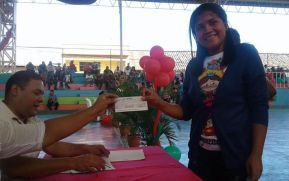 Bachilleres de Rivas reciben el Bono Complementario