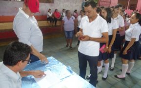 Entregan Bono de Bachilleres en el Municipio de San Miguelito