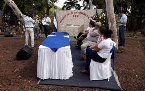Comunidad Universitaria recuerda a los mártires del 13 de diciembre