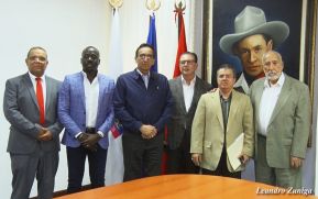 Empresa Portuaria suscribe convenio comercial con la naviera Holding Atlantic Shipping