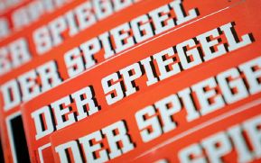 Periodista de Der Spiegel falsificó reportajes y malversó donaciones para 'huérfanos' sirios