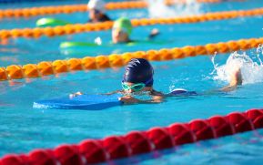 Inauguran primer torneo de natación
