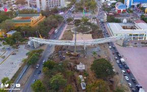 El monumento a la Paz y a la Vida que está siendo construido frente al Palacio Nacional avanza rápidamente