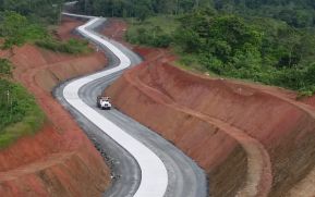 Avanza construcción de la carretera Bluefields - Nueva Guinea
