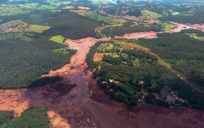 Al menos 9 muertos y más de 300 desaparecidos tras la ruptura de un dique minero en Brasil